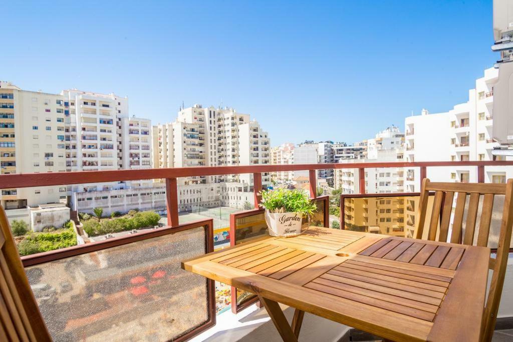 Luz Apartments Портіман Екстер'єр фото